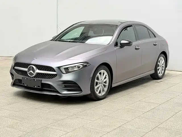Mercedes-Benz A Рестайлинг, A 200 L, Спорт-седан Стиль