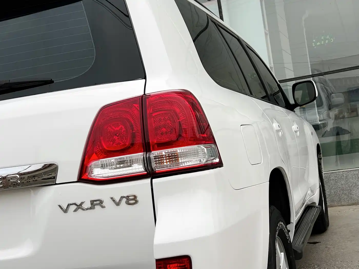 Toyota Land Cruiser 2010 Model 4.7L Automatic VX фото 9