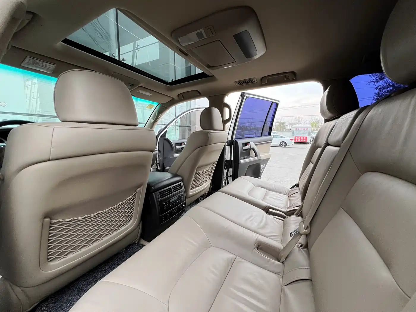 Toyota Land Cruiser 2010 Model 4.7L Automatic VX фото 11