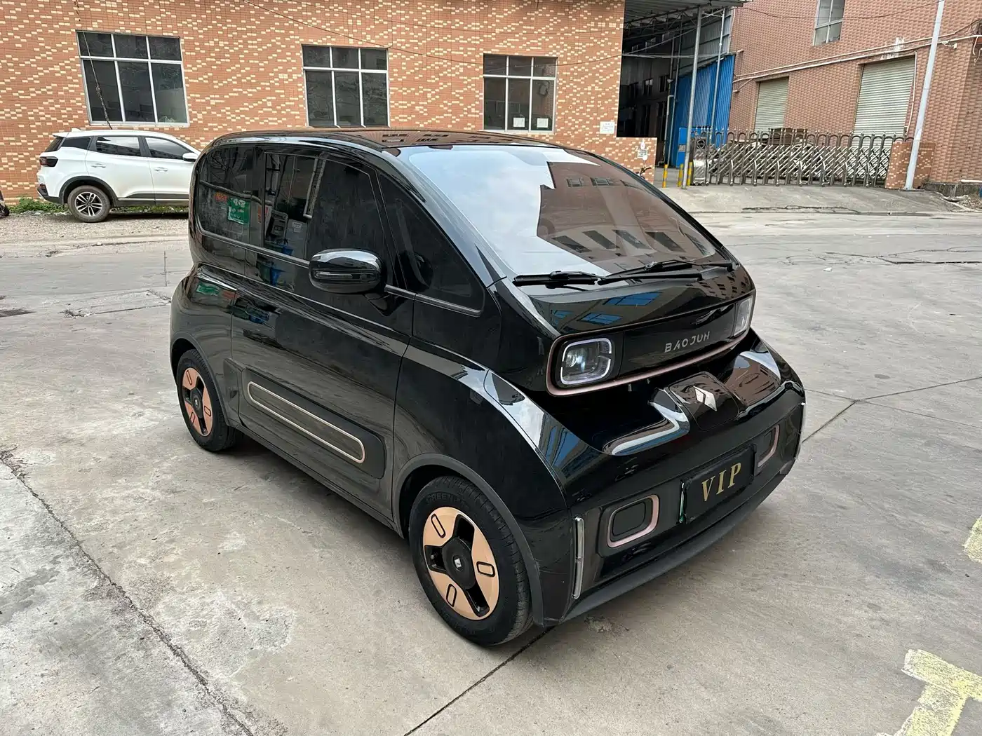 BAOJUN KIWI EV