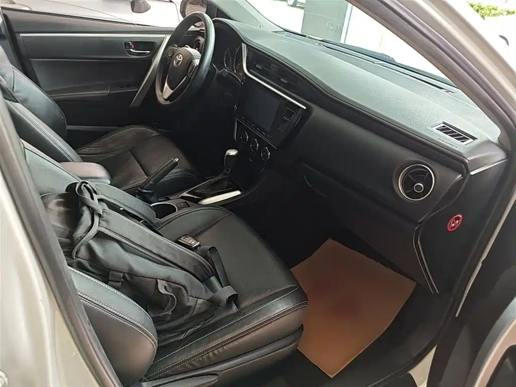 Toyota Levin 2017 Facelift 185T CVT Leading Edition China V фото 25