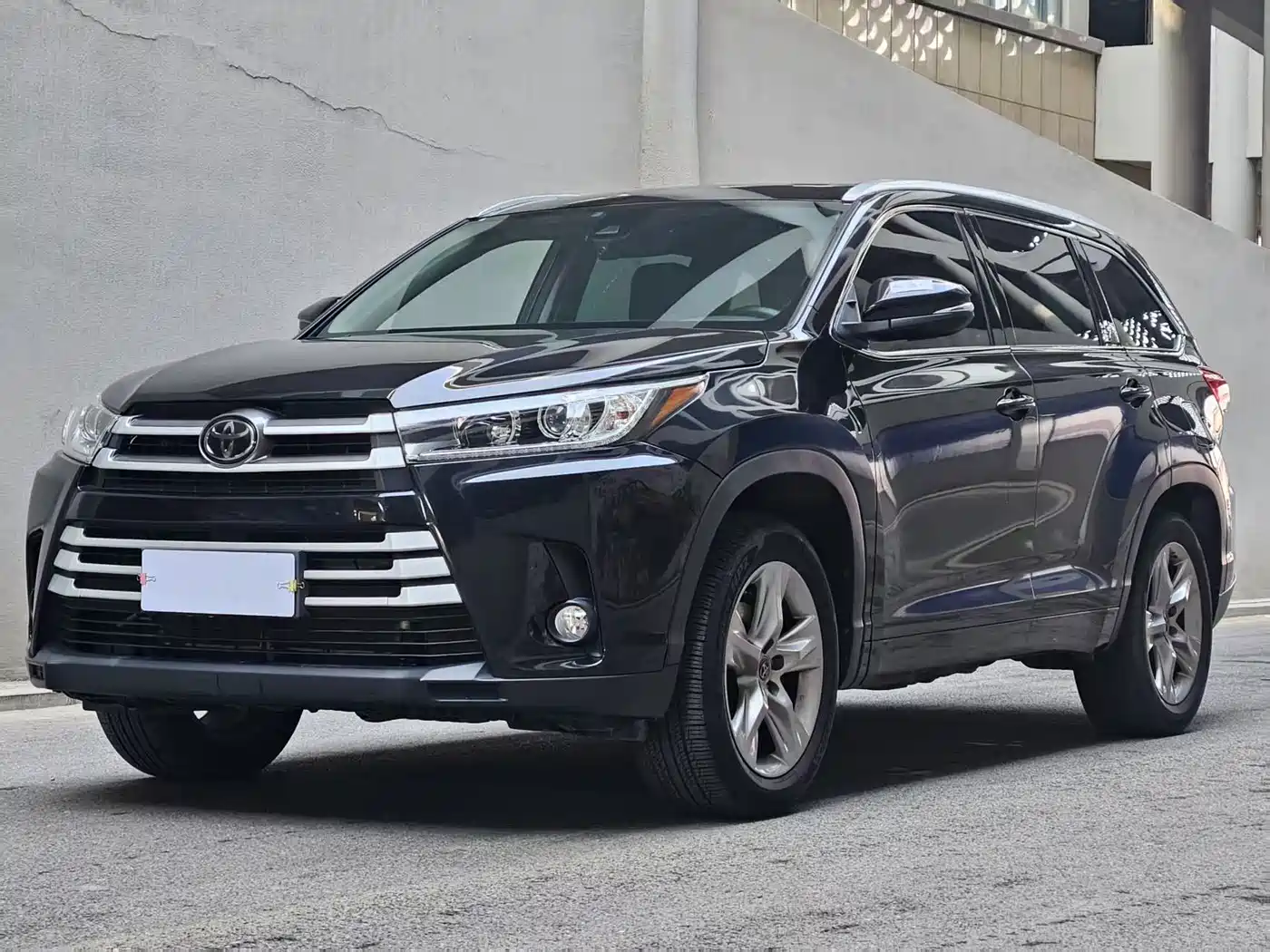 Toyota Highlander 2018 2.0T 4WD Luxury 7-seater China VI