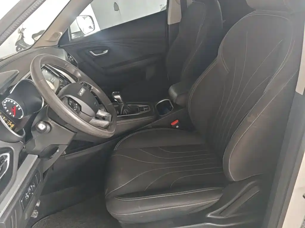 Jetour X70M 2022 2022 1.5T Manual Avant-garde Partner 5-seater