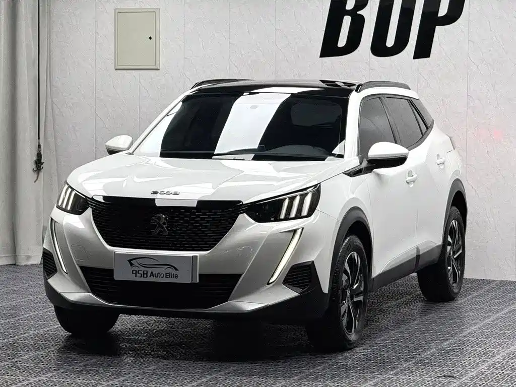 Peugeot 2008 2023 2022 230THP THE ONE