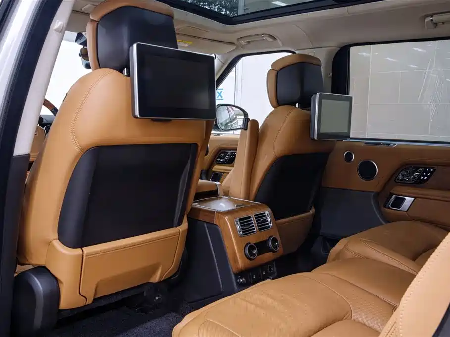 Land Rover Range Rover 2020 3.0 L6 Supreme Creation Extended Version фото 11