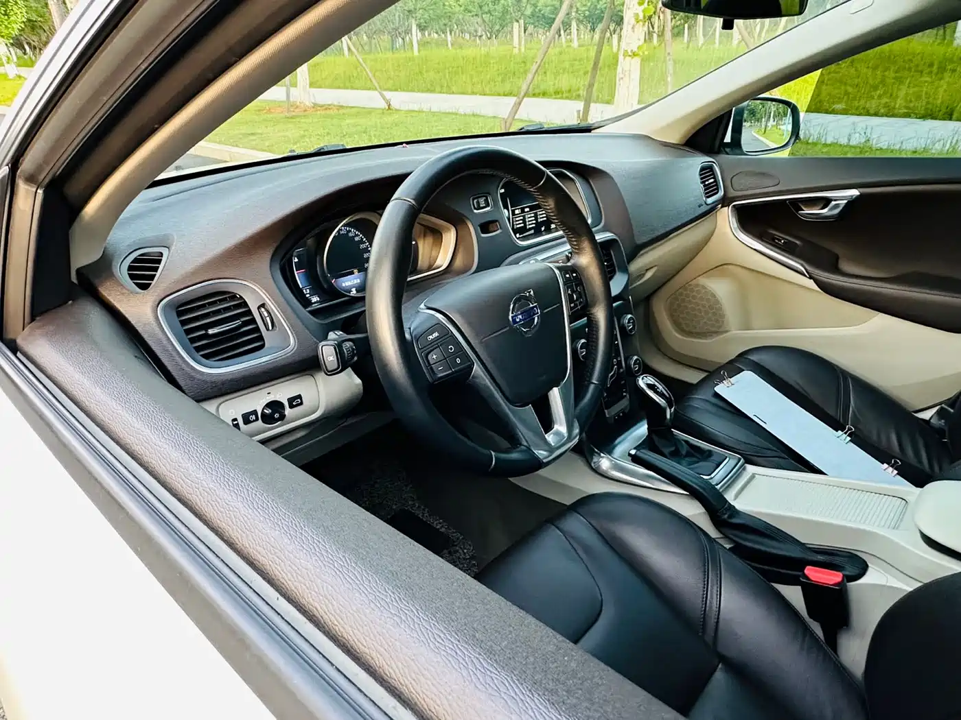 Volvo V40 2016 2016 T3 Comfort Edition