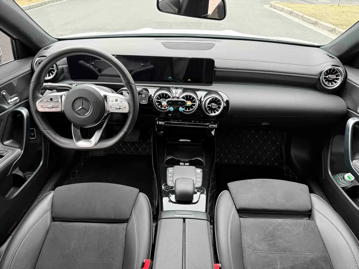 Mercedes-Benz A-Class 2021 A 200 L Sport Sedan Fashion Edition фото 13