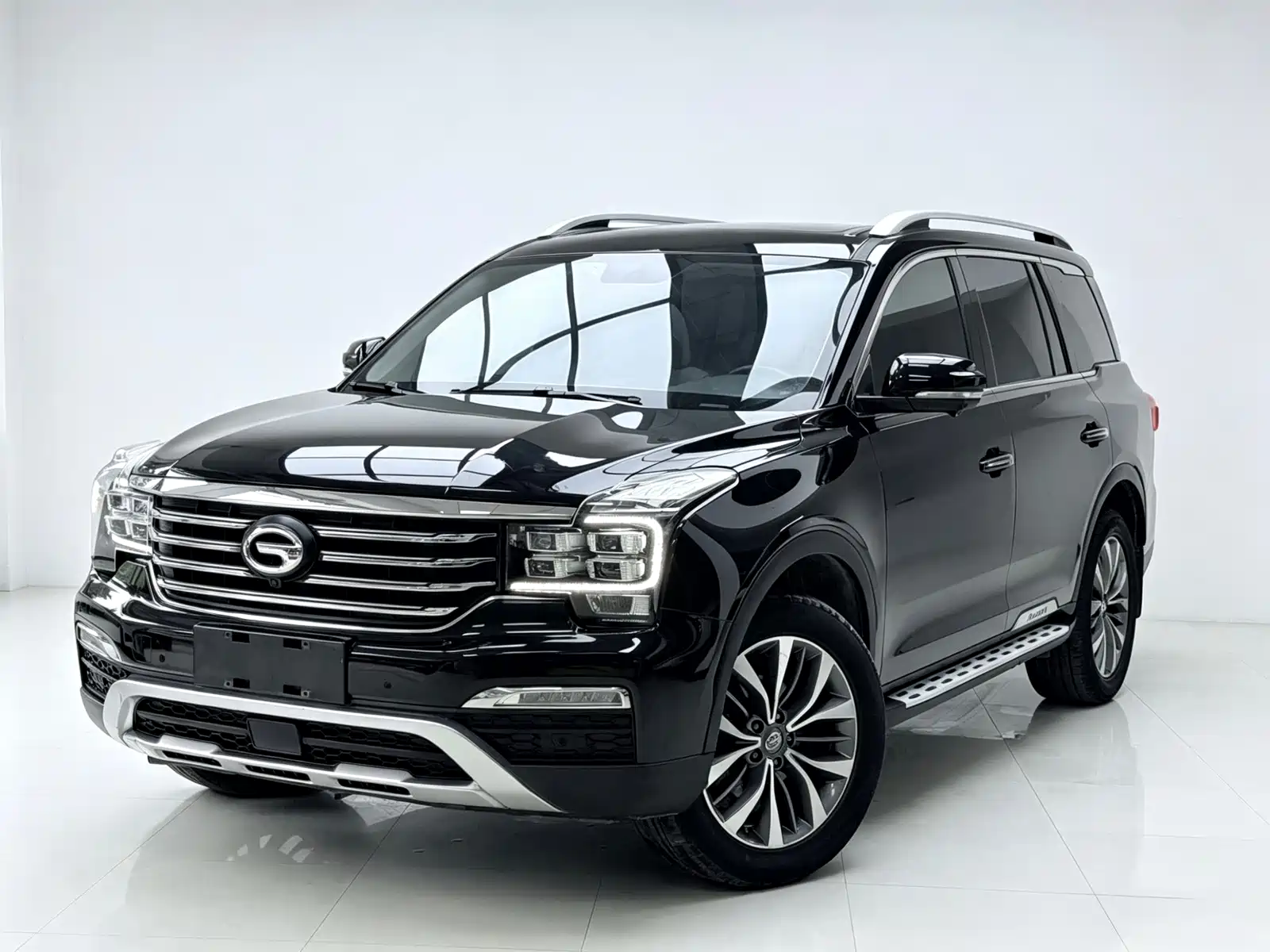 Фото 1 - GAC Trumpchi GS8