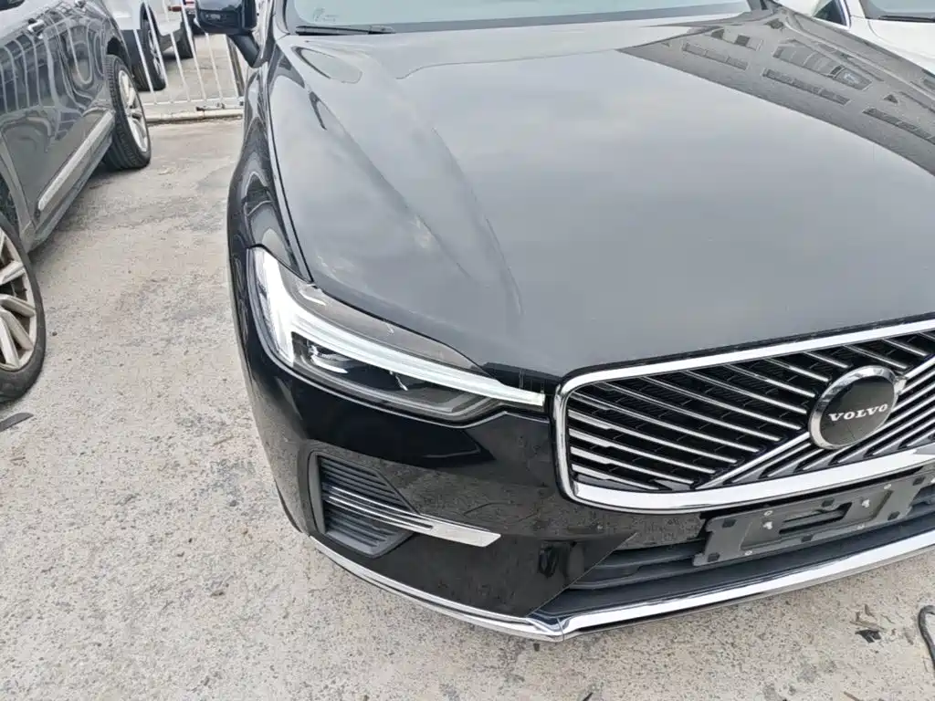 Photo 11 - Volvo XC60