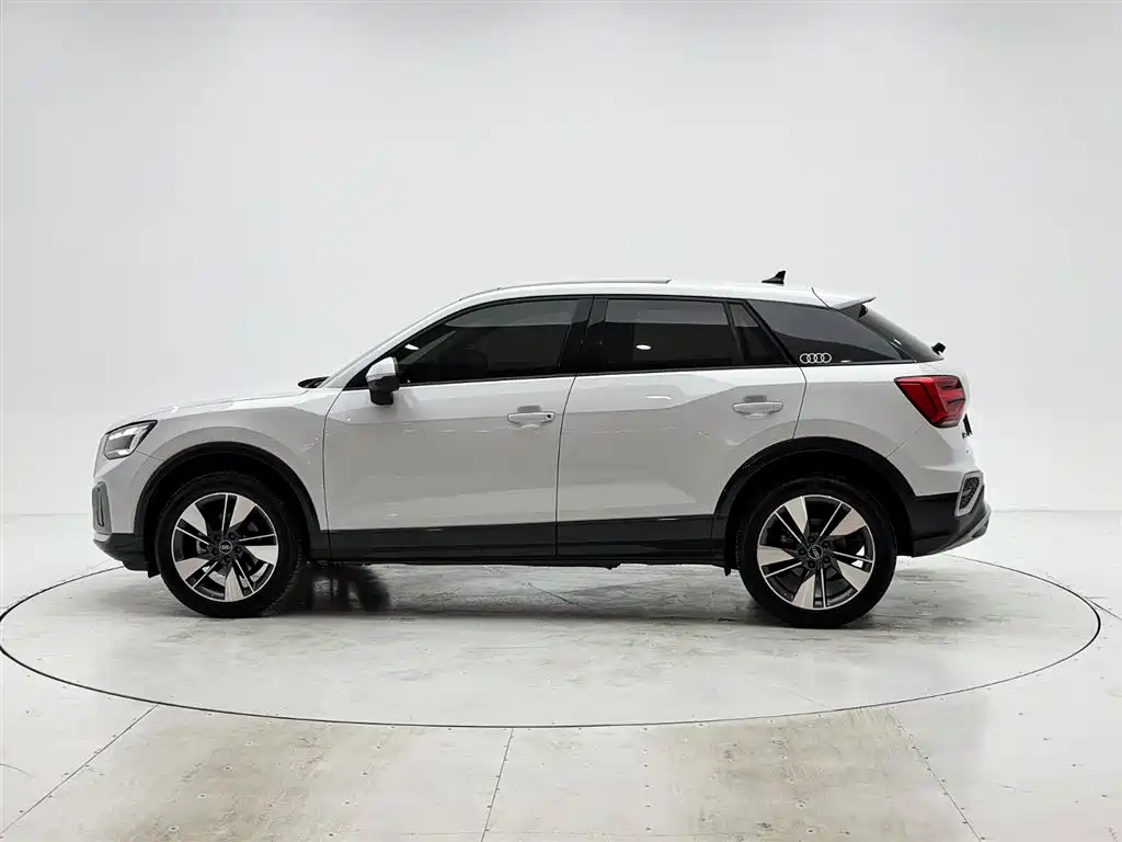Audi Q2L 2022 35 TFSI Fashion Elegance фото 7