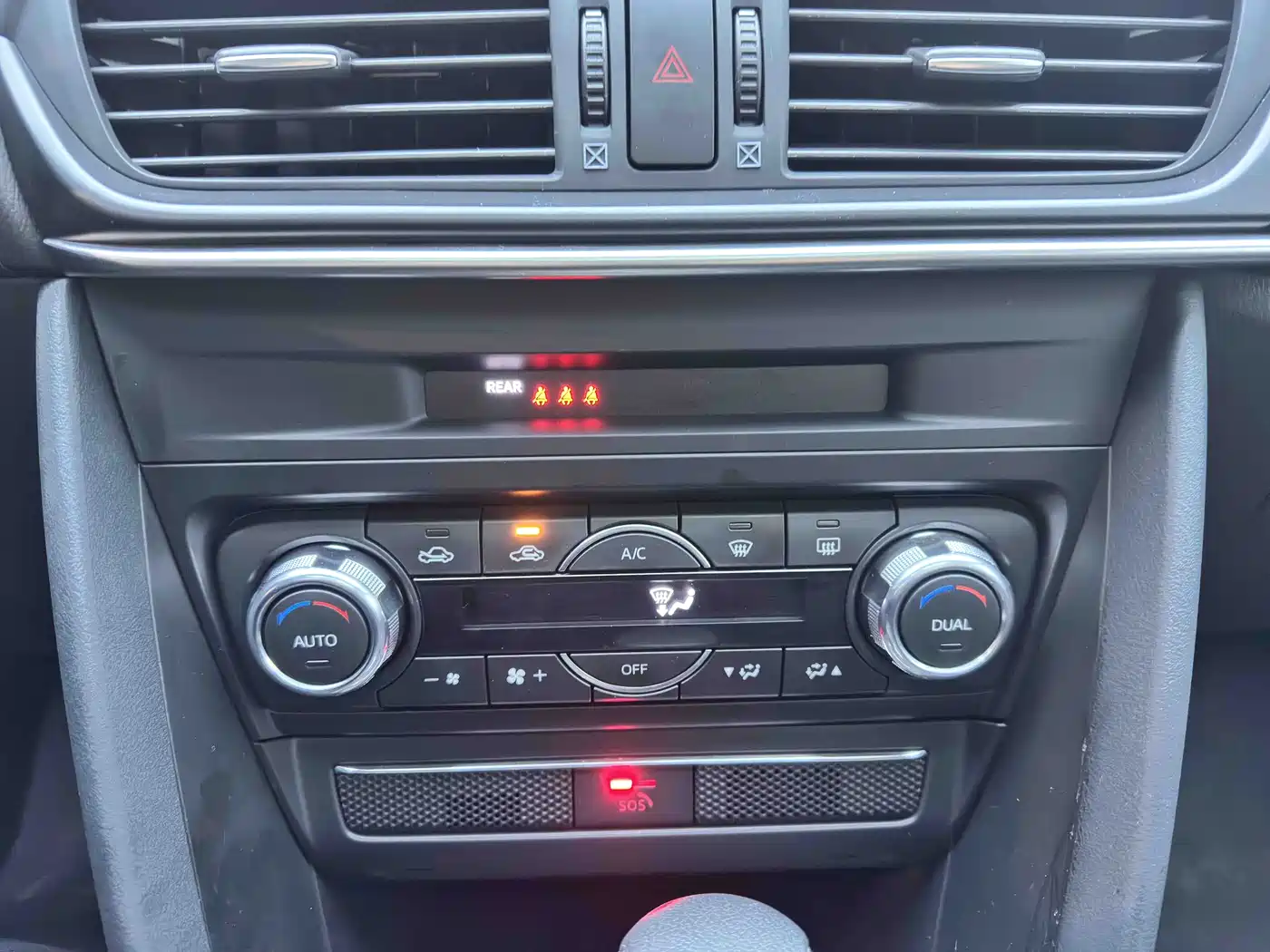 MAZDA CX-4