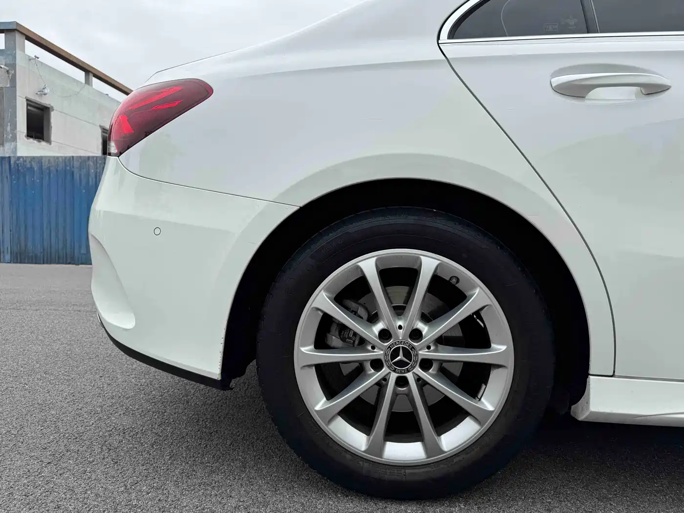 Mercedes-Benz A-Class 2021 A 200 L Sport Sedan Fashion Edition фото 9