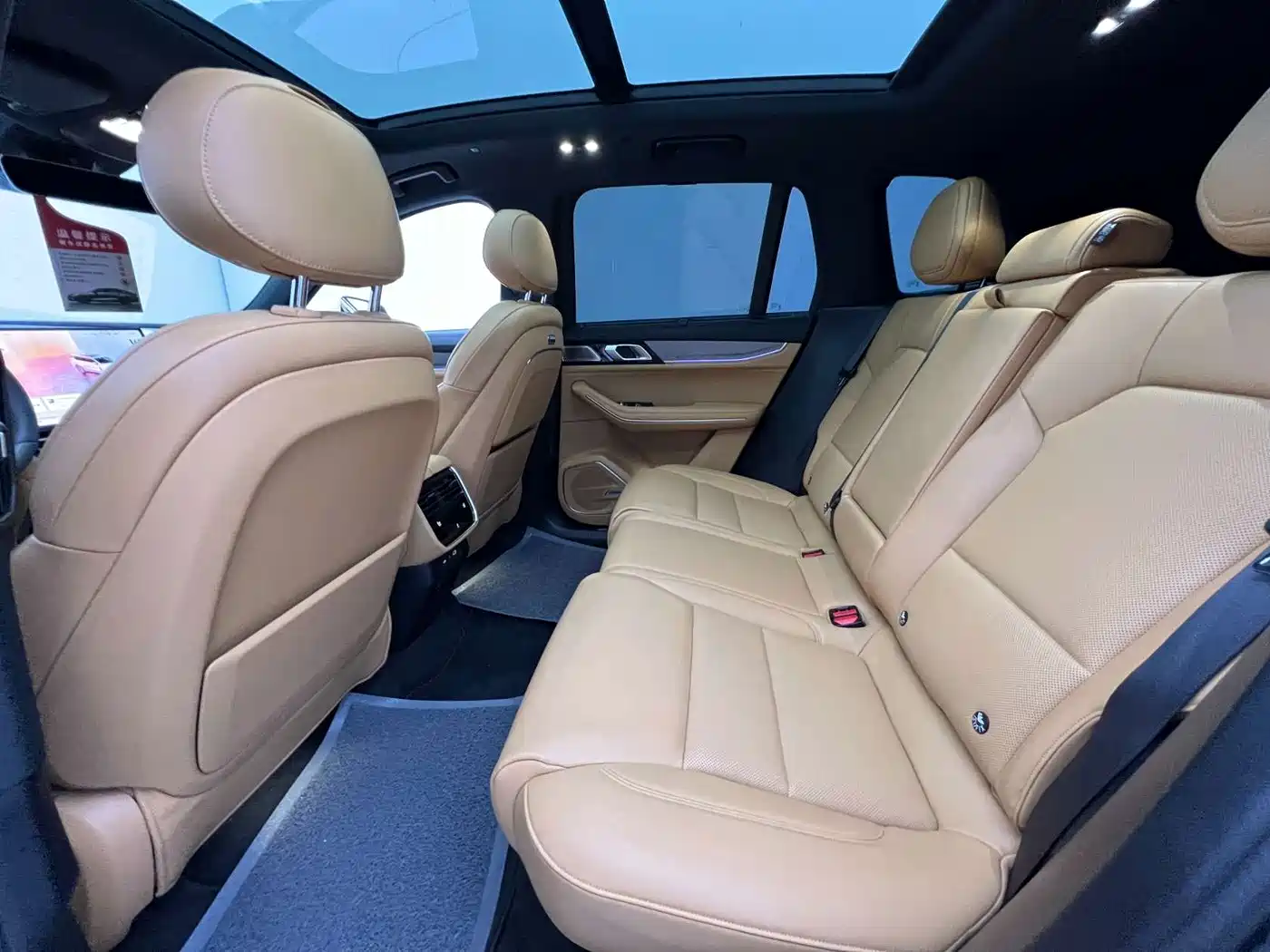 Lynk & Co 09 EM-P 2026 2025 Model 2.0TD EM-P 4WD Max 5-Seater