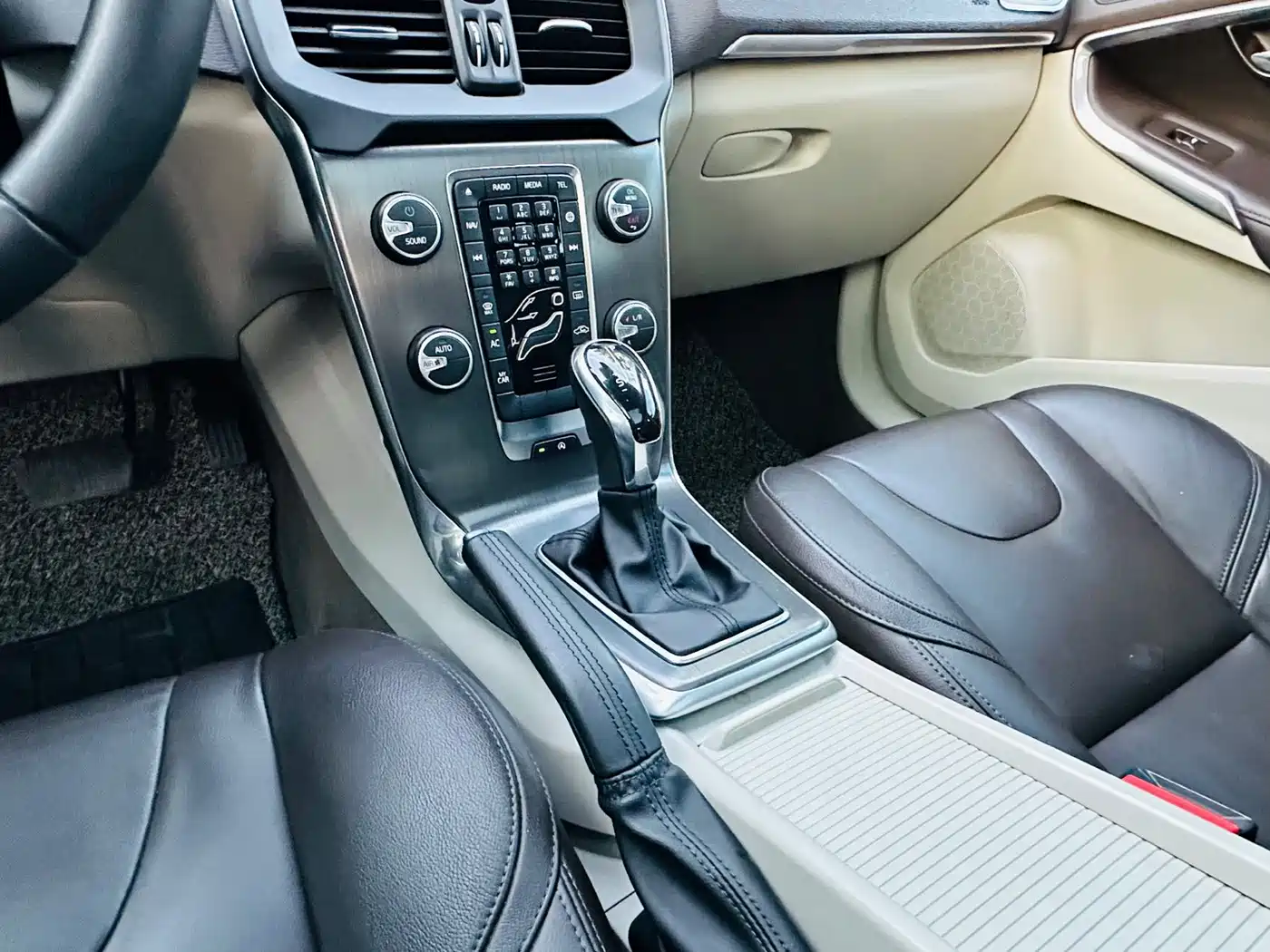 Volvo V40 2016 2016 T3 Comfort Edition