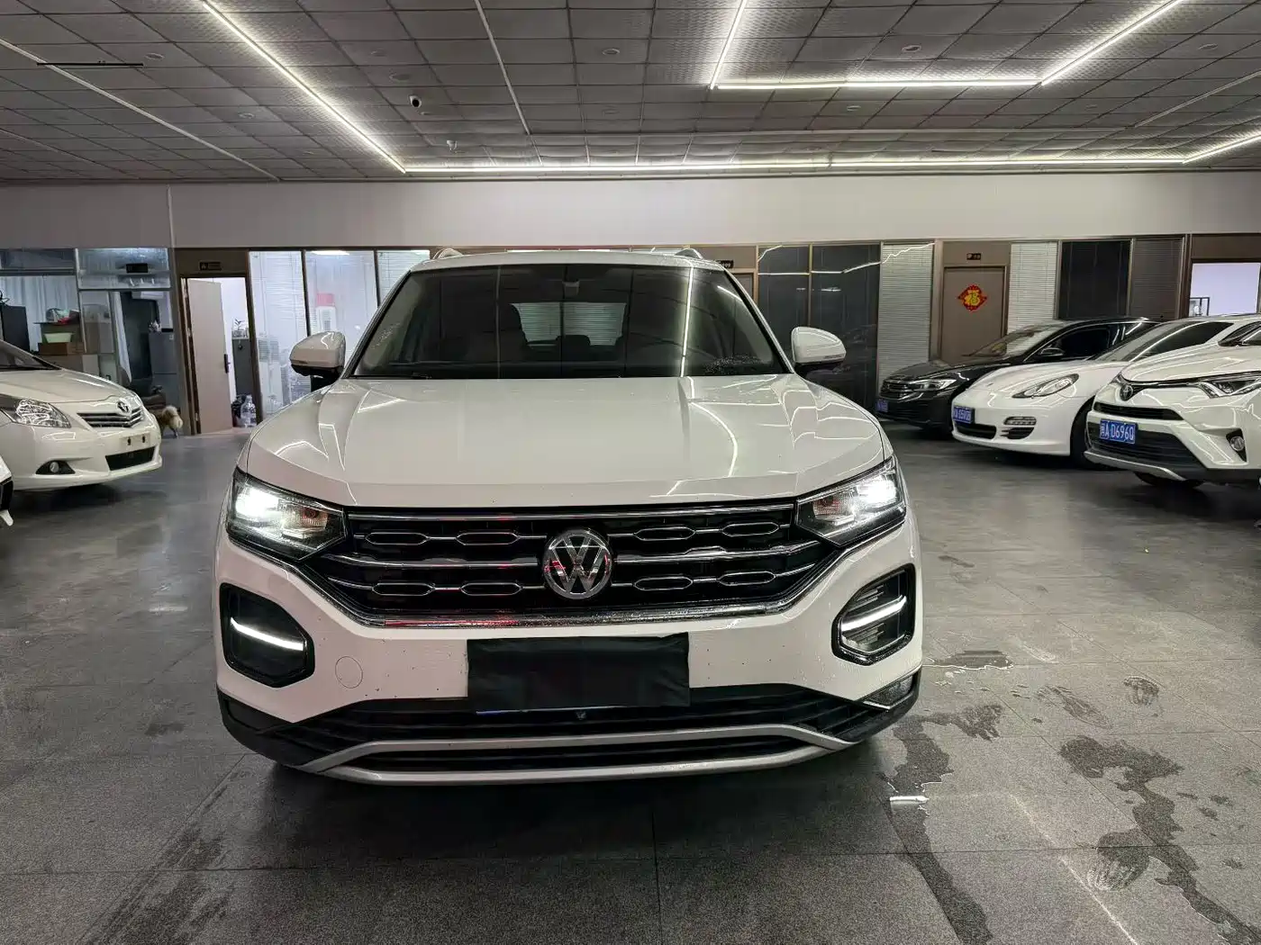 Volkswagen Tayron 2020 330TSI 2WD Luxury Smart Edition фото 2