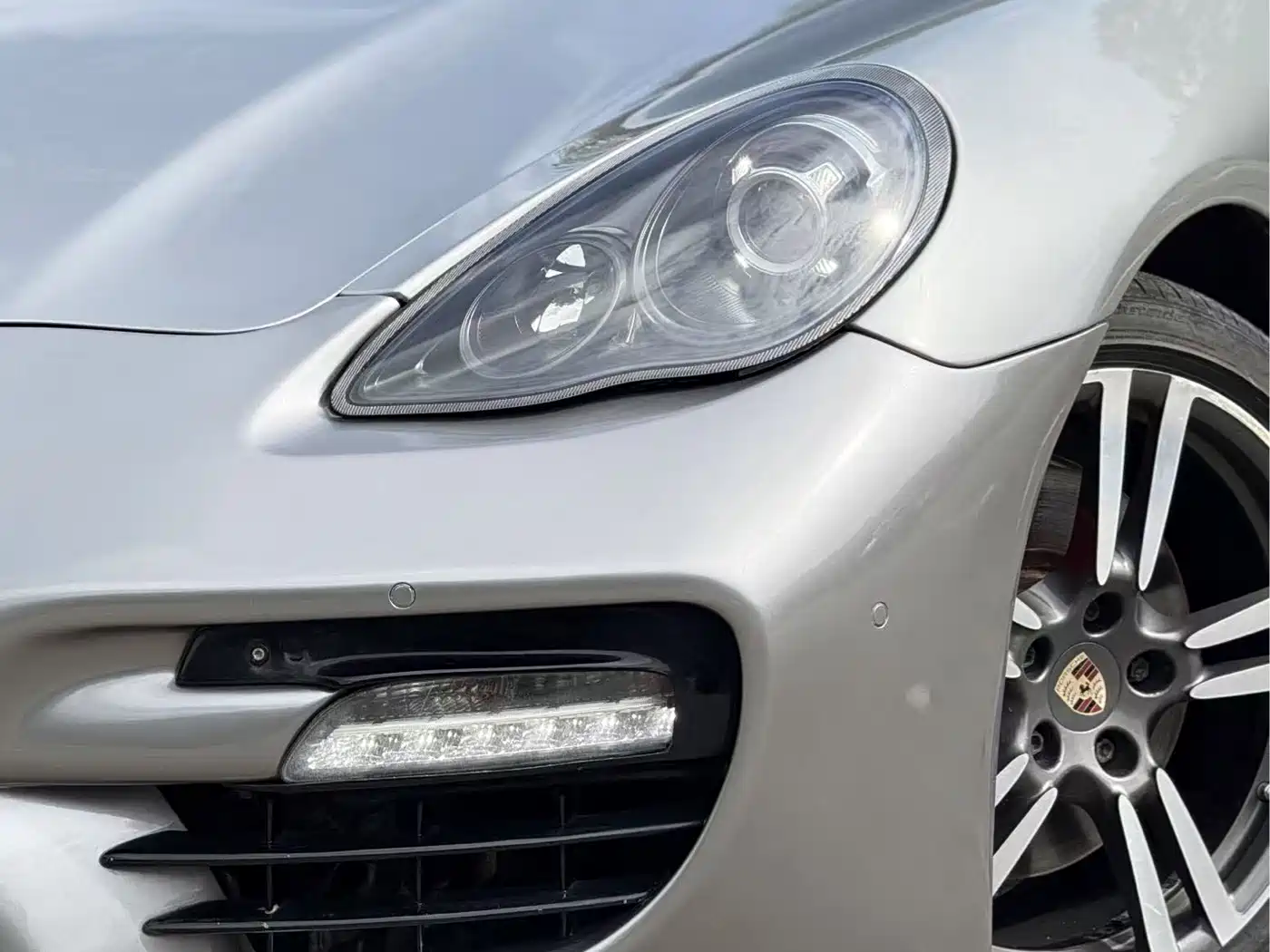 Porsche Panamera 2010 Panamera 4 3.6L фото 15