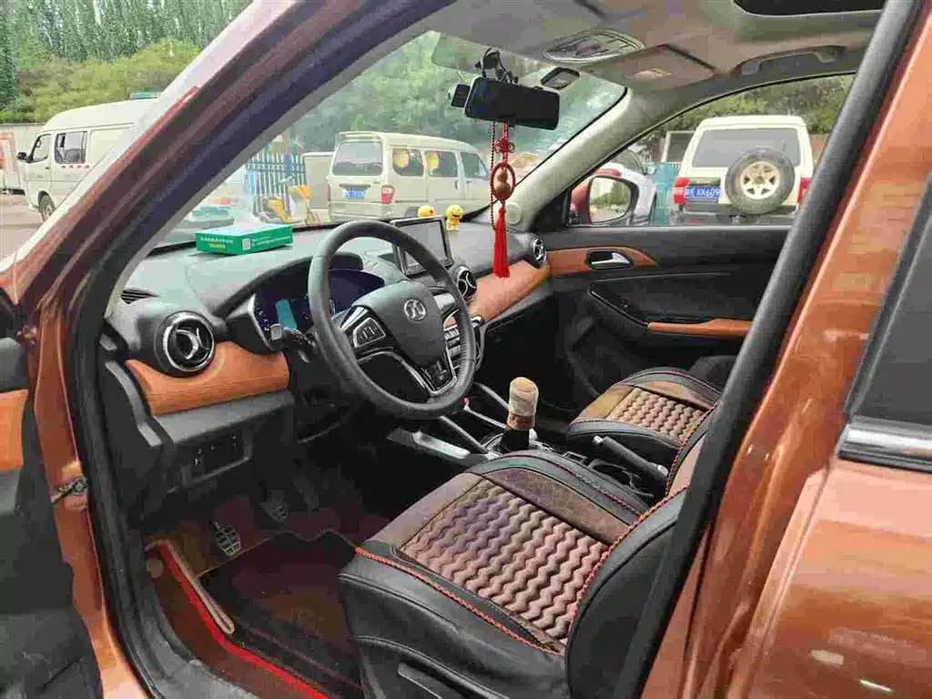 2018 BAIC Senova X35
