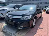 Фото 1 - Toyota Camry