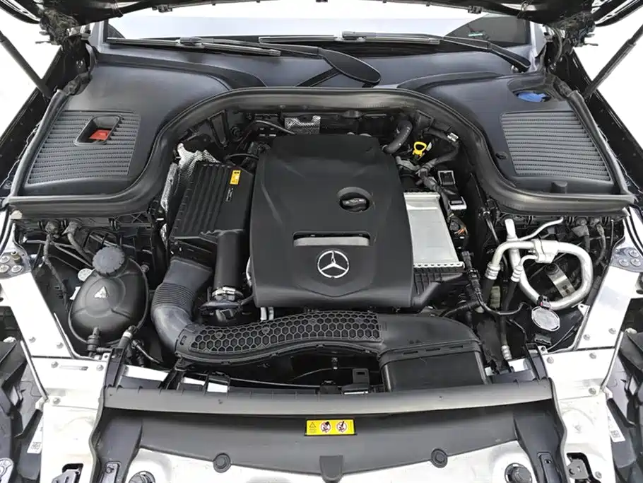 MERCEDES-BENZ GLC