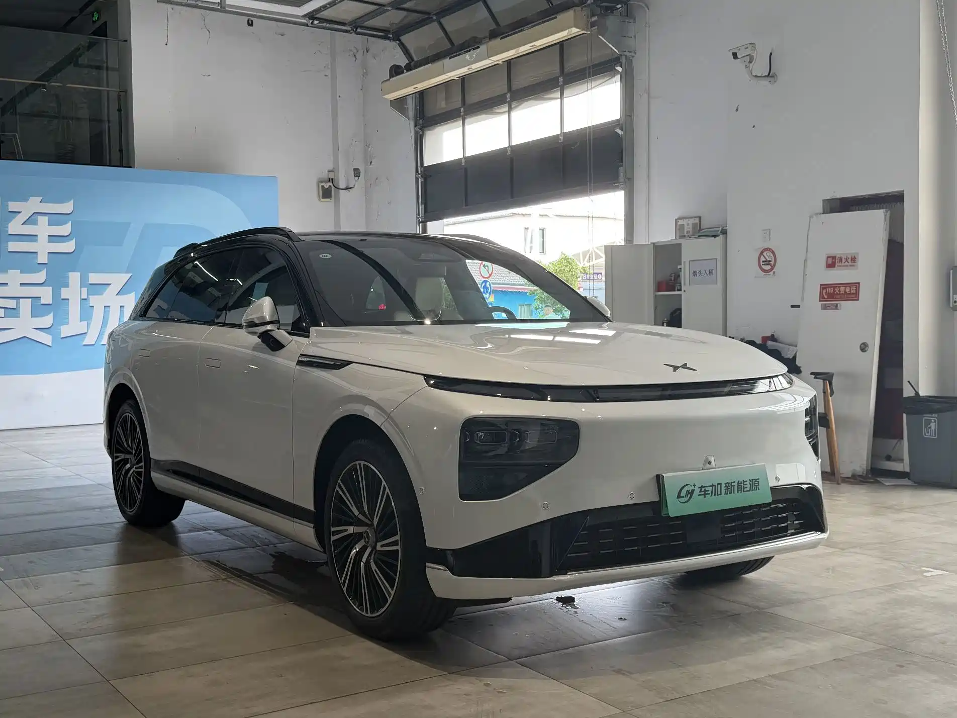 Фото 3 - XPeng G9