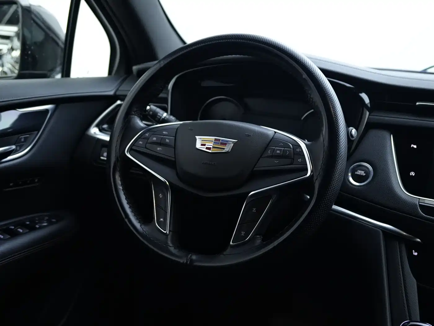 CADILLAC XT5