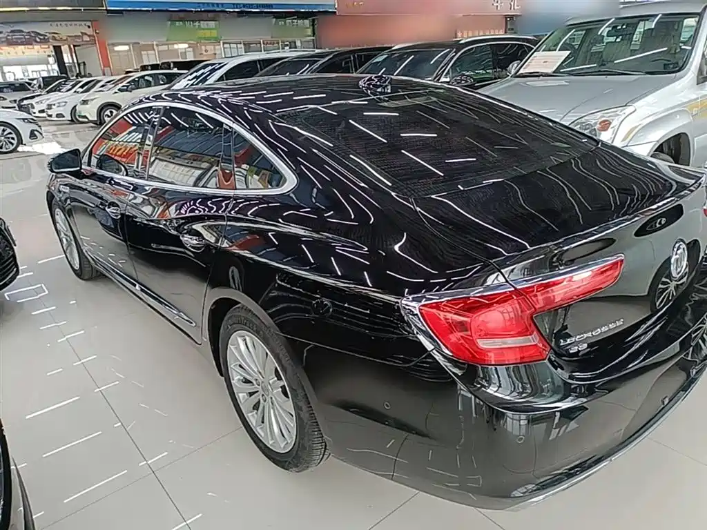 Buick LaCrosse 2016 Model 28T Luxury фото 5