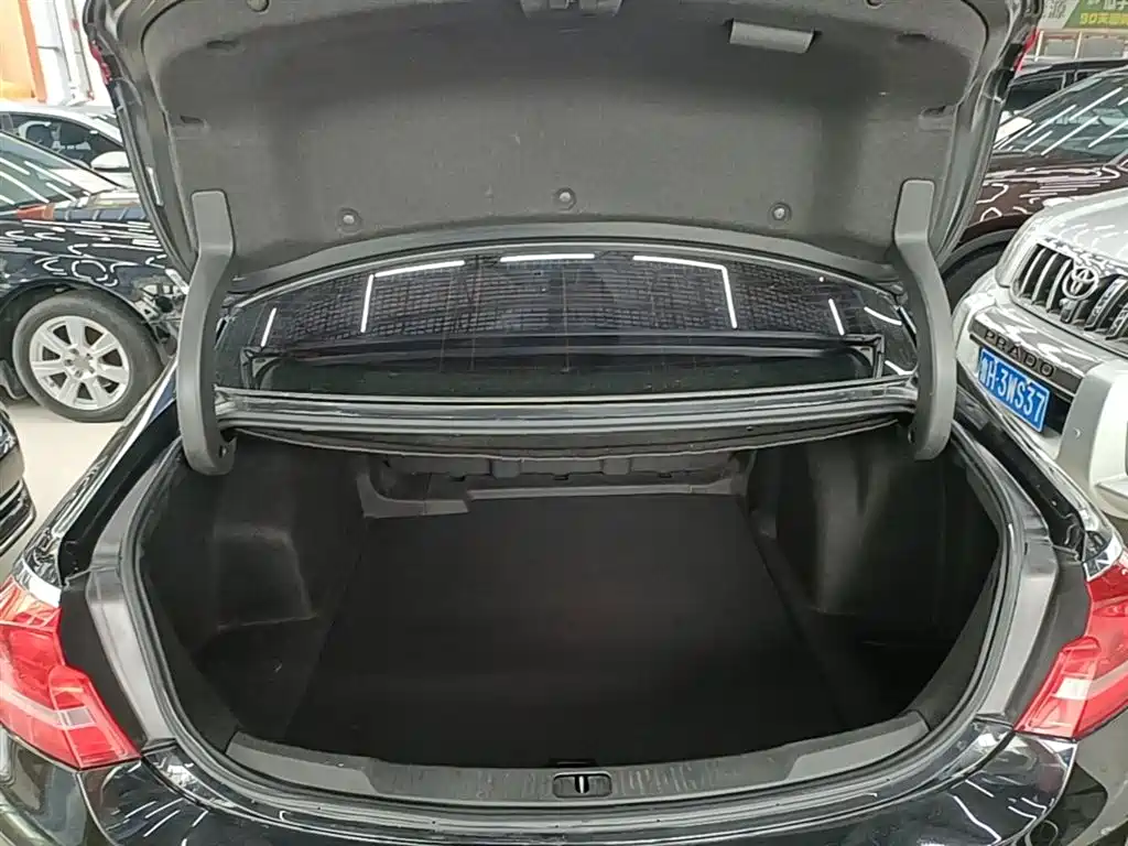 Buick LaCrosse 2016 Model 28T Luxury фото 19