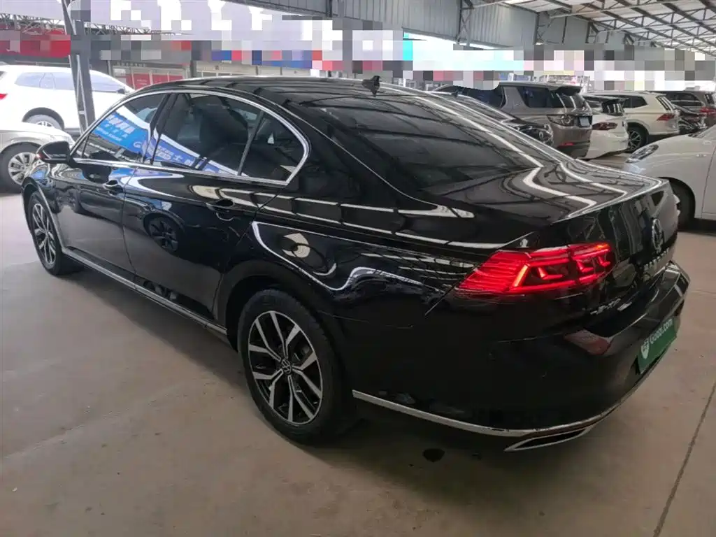 Volkswagen Magotan 2020 330TSI DSG Leading фото 5