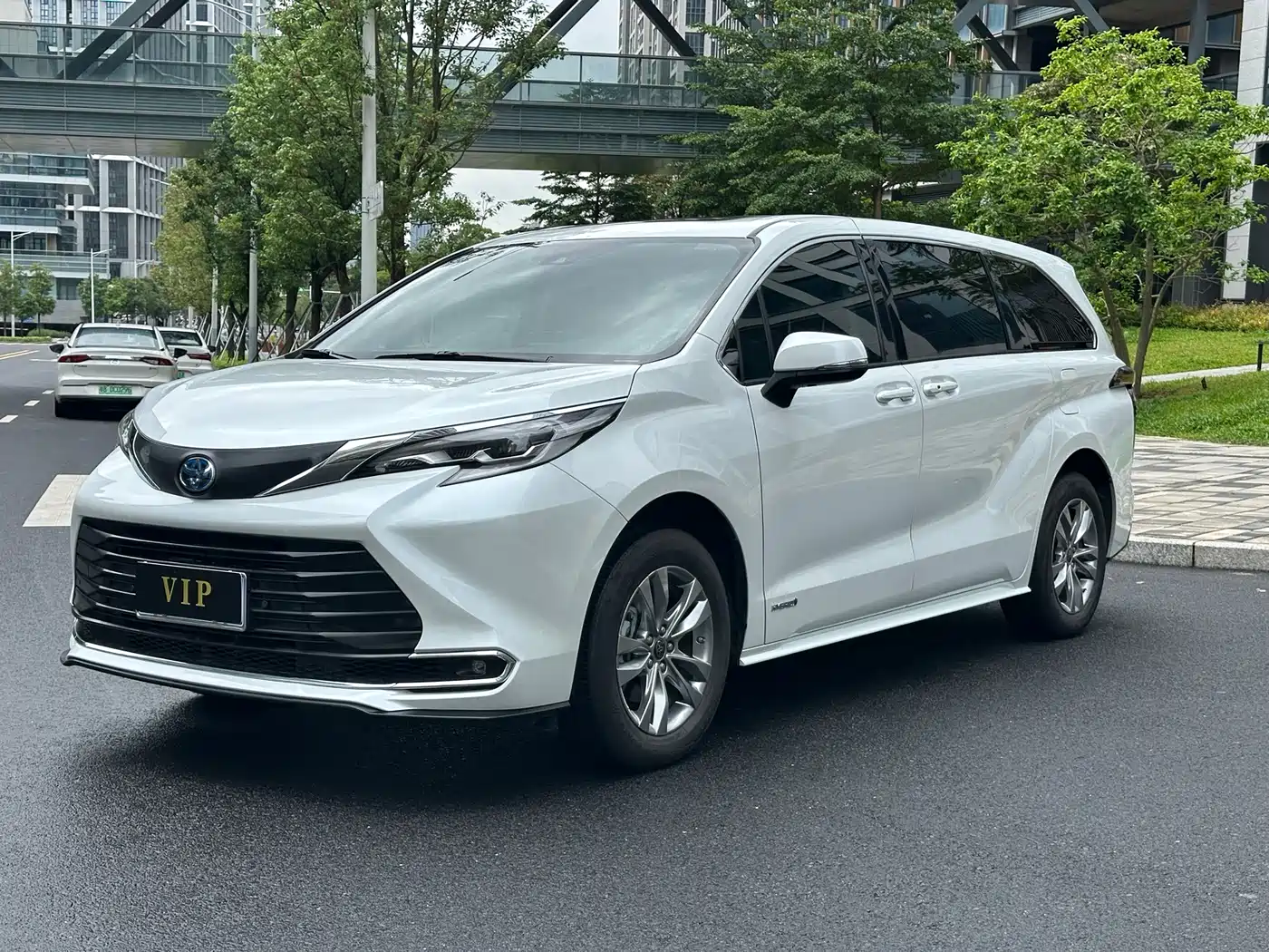 Toyota Sienna 2023 2.5L Hybrid Comfort Edition