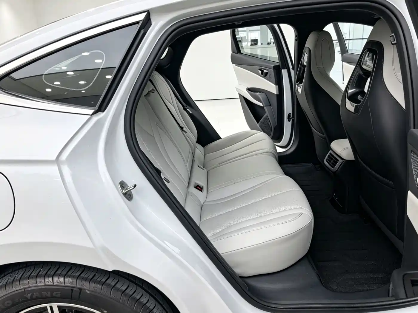 BYD Seal 06 New Energy 2024 DM-i 120KM Premium фото 11