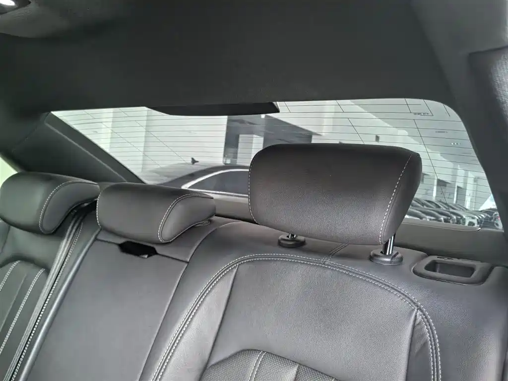 Audi A4L 2024 40 TFSI Luxury Dynamic фото 15