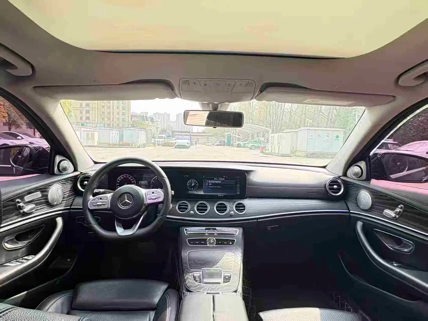 Mercedes-Benz E-Class 2019 E 260 L Sport фото 5