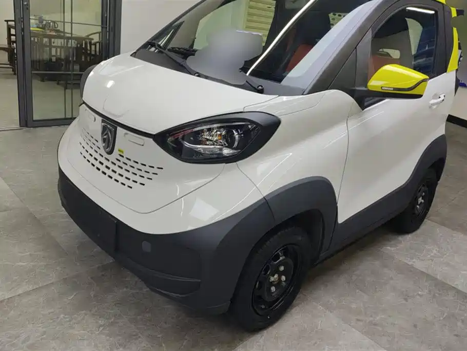 BAOJUN E100