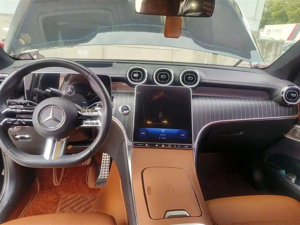 Mercedes-Benz GLC 2023 GLC 300 L 4MATIC Luxury 7-Seater фото 6