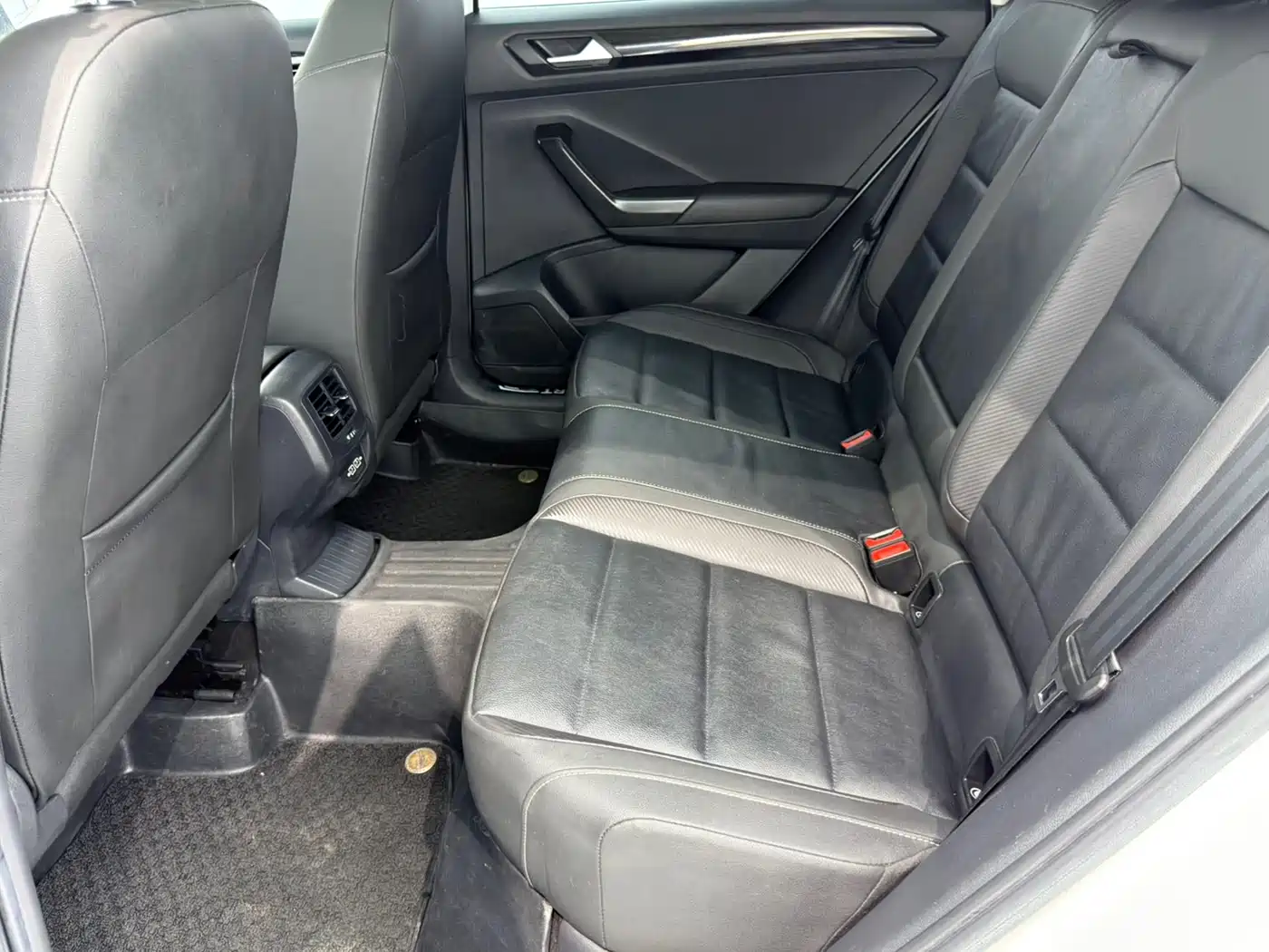 Volkswagen T-ROC 2022 280TSI DSG 2WD Comfort PLUS фото 14