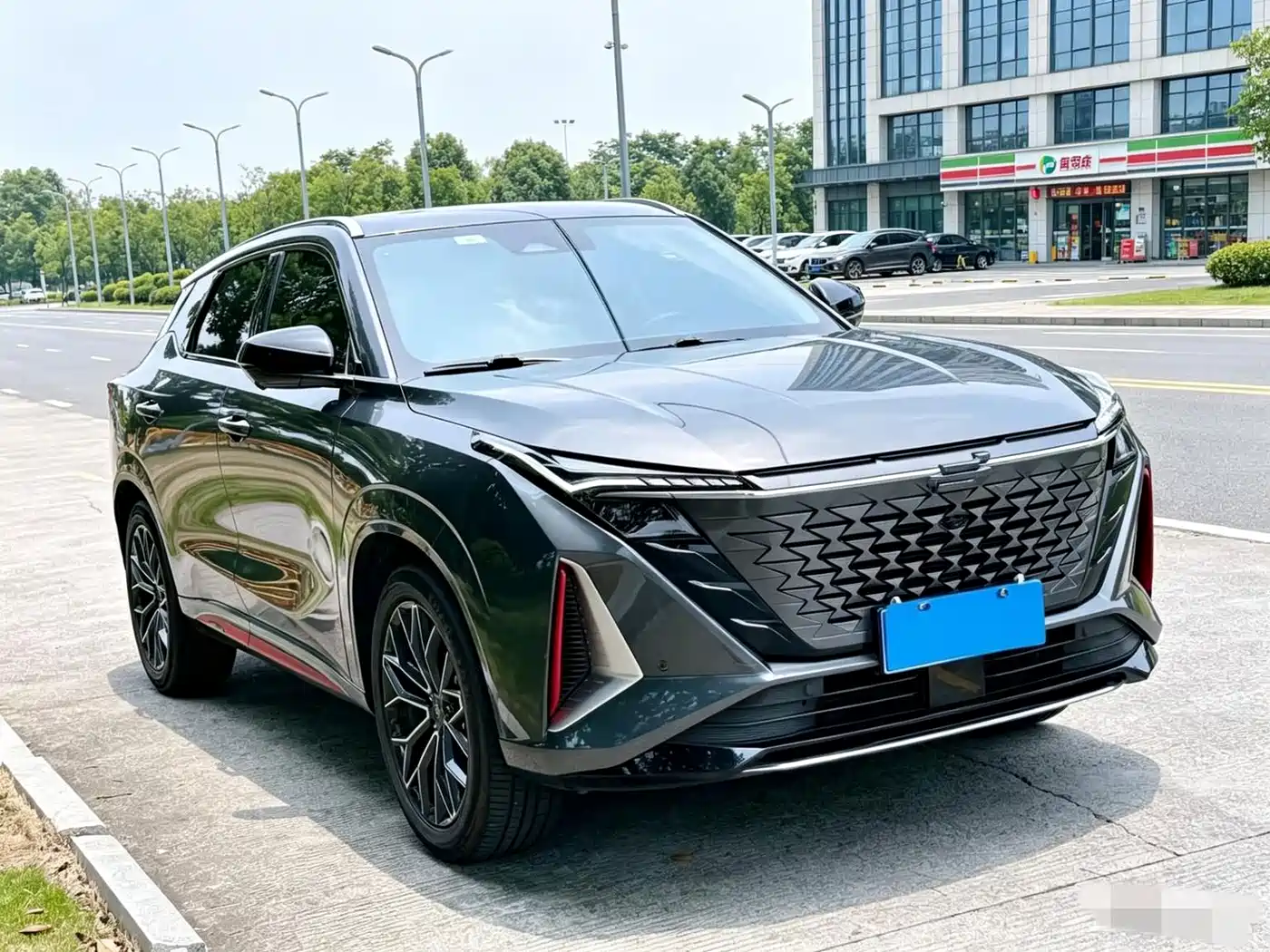 Changan Oshan Z6 2022 2022 Blue Whale 1.5T DCT Intelligent Enjoyment