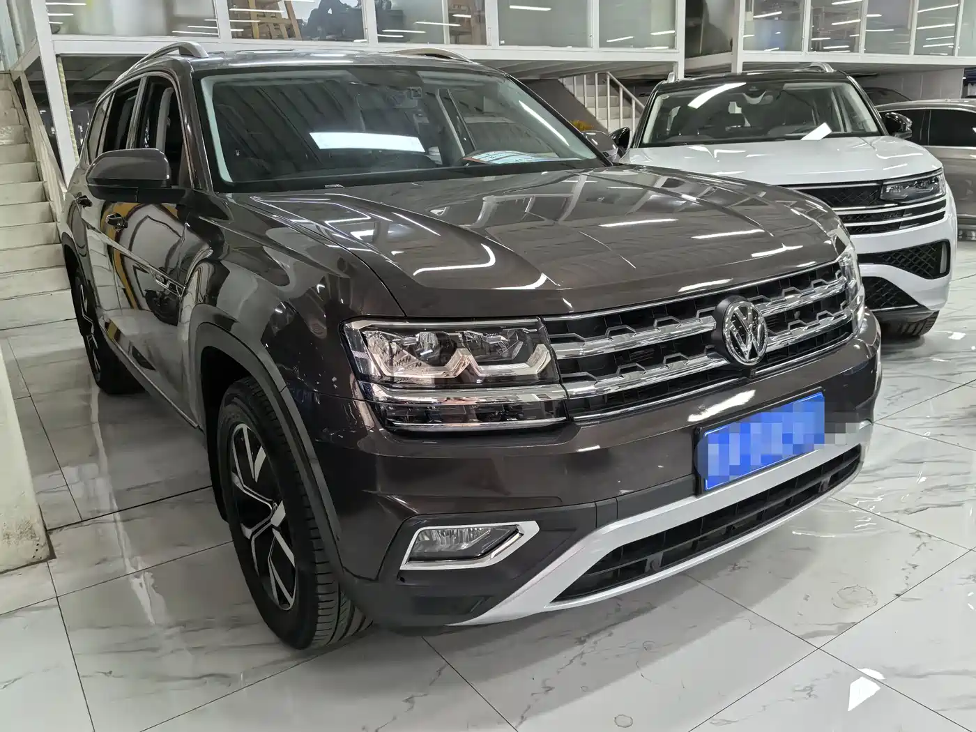 Volkswagen Teramont 2019 380TSI 4WD Luxury Edition China VI фото 3