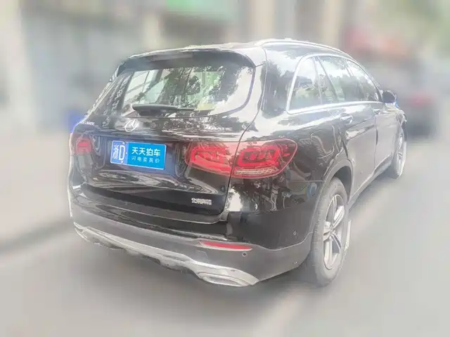 Mercedes-Benz GLC 2021 GLC 260 L 4MATIC Sporty — фото 2