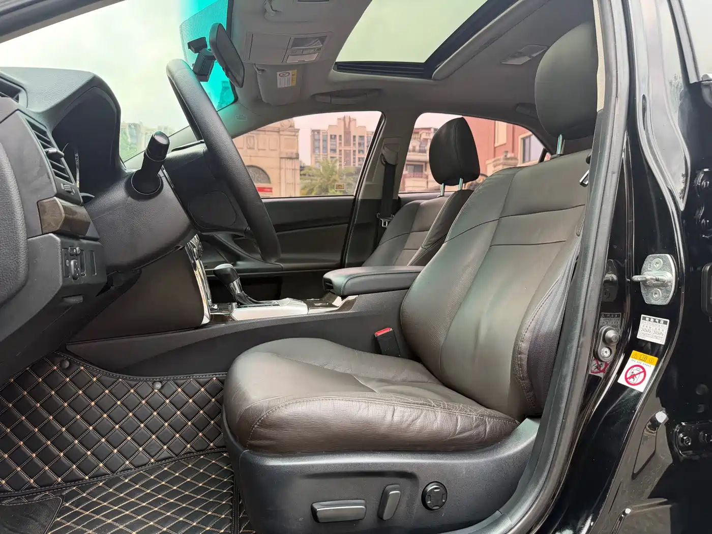 Toyota Reiz 2013 2.5V Elite Edition фото 9