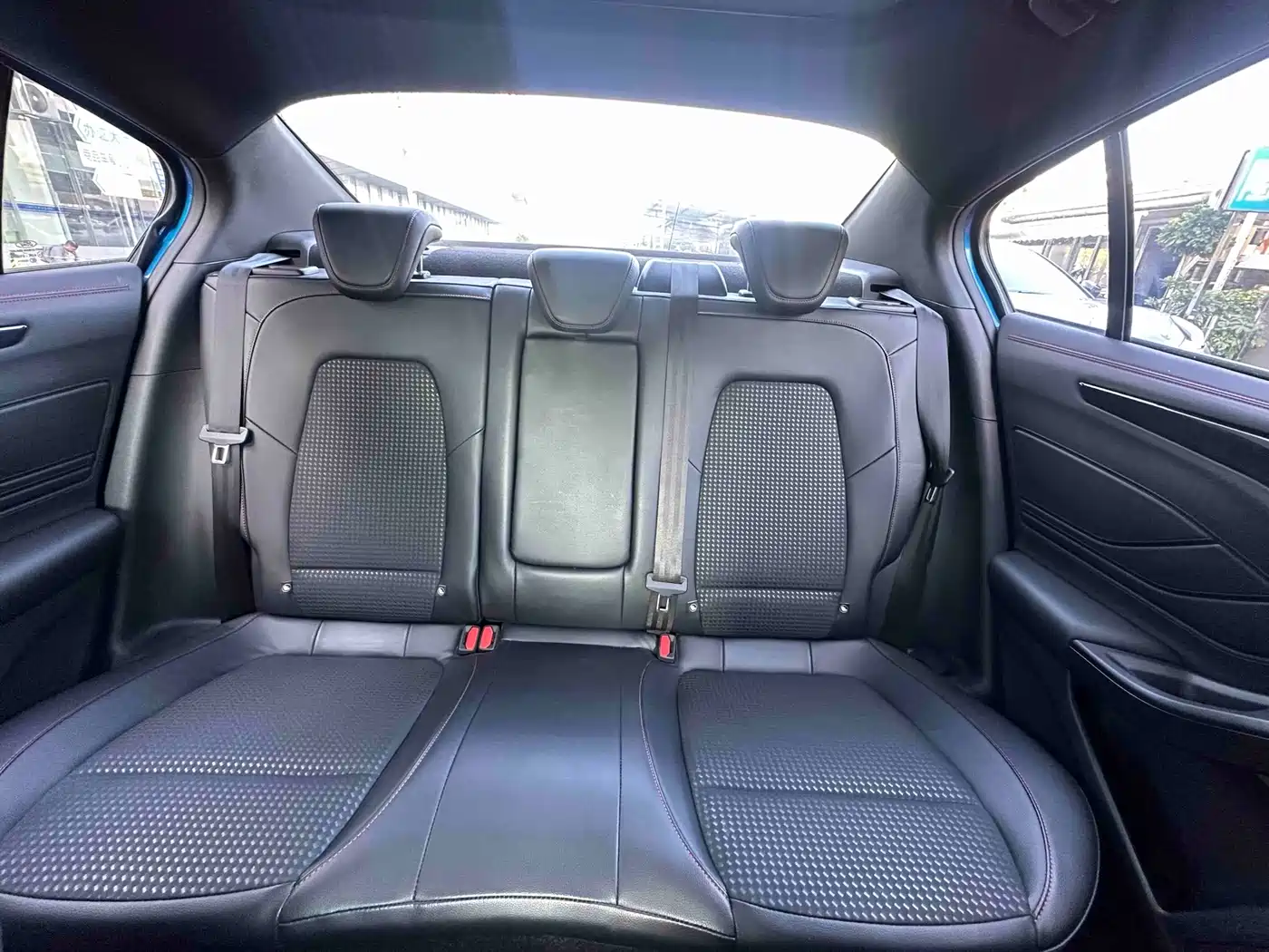 Ford Focus 2022 2021 Sedan EcoBoost 180 Auto ST Line