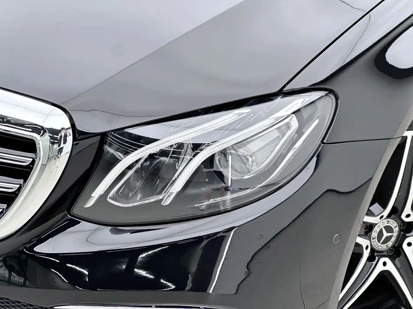 Mercedes-Benz E-Class 2020 Facelift E 300 L Sport Exclusive фото 12