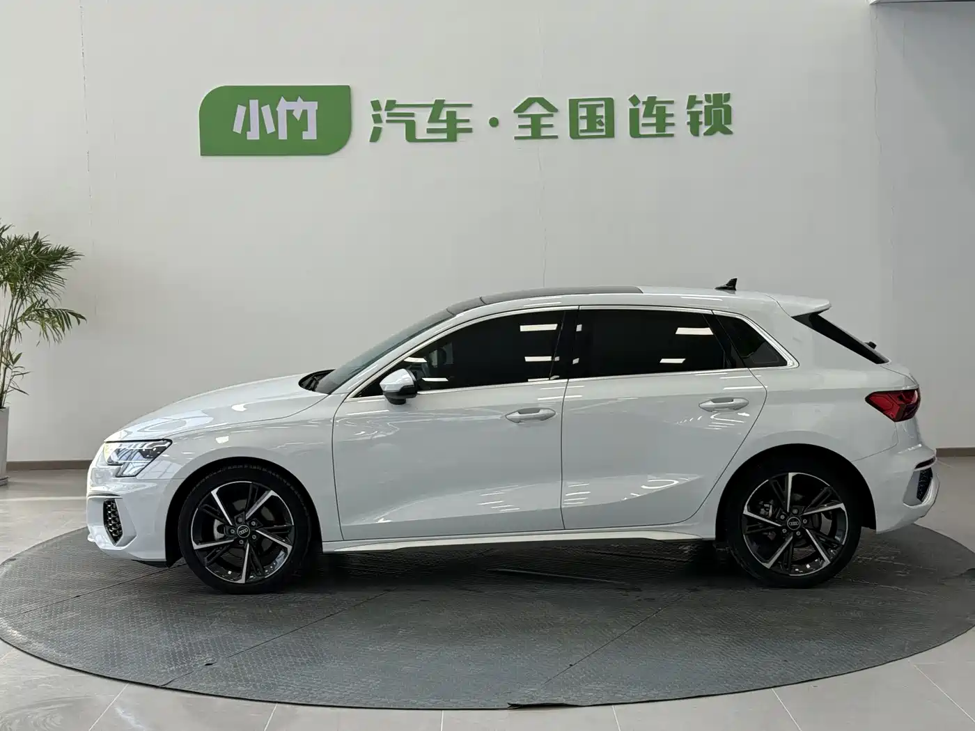 Audi A3 2023 Sportback 35 TFSI Fashion Sport фото 2
