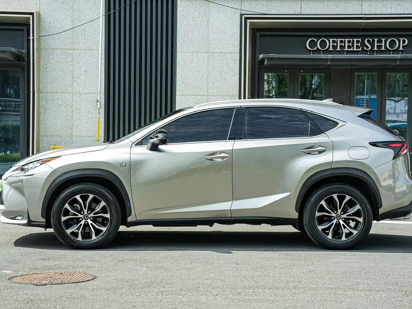 Lexus NX 2015 200t AWD F SPORT фото 7