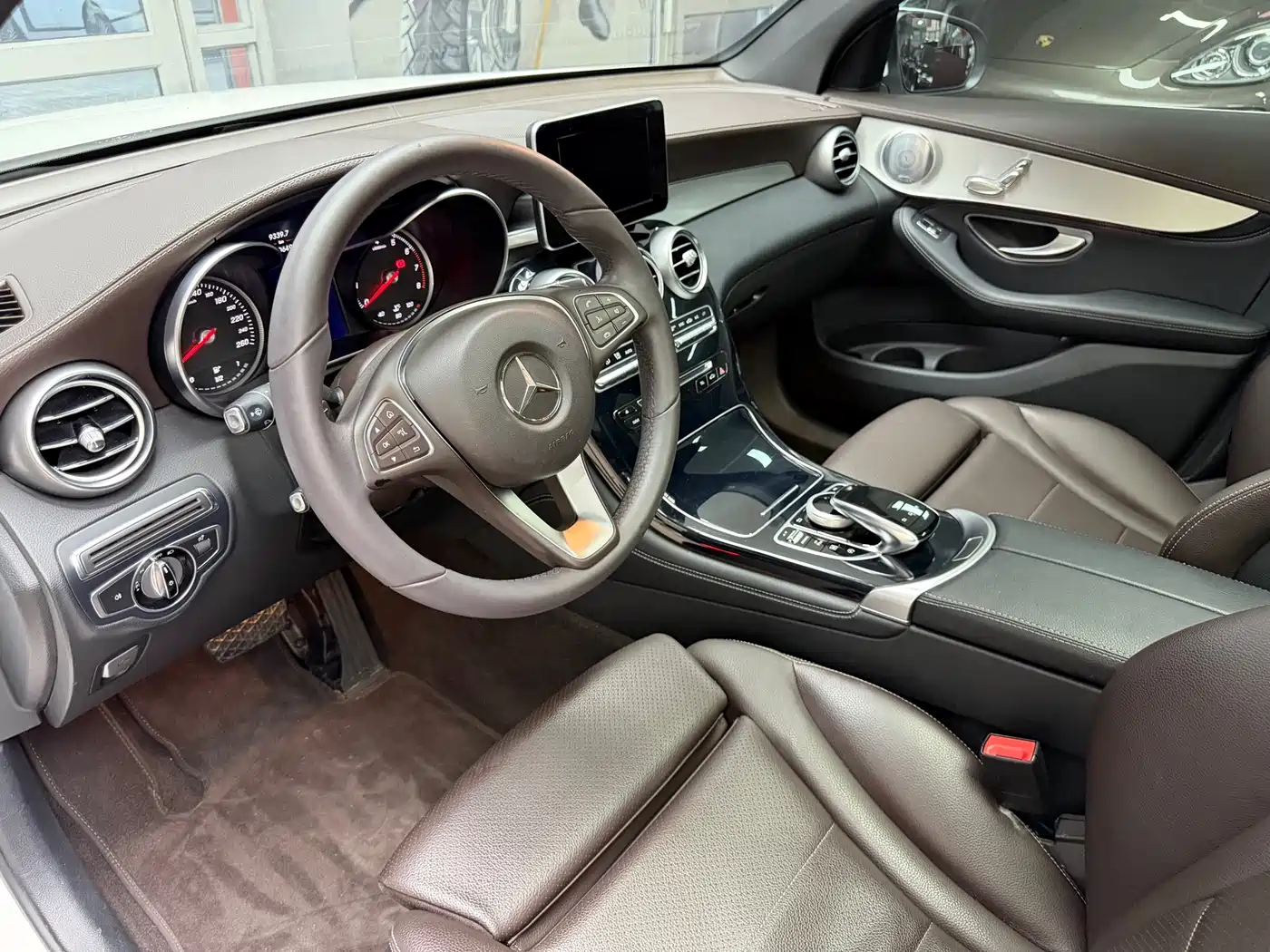 Mercedes-Benz GLC 2016 GLC 200 4MATIC фото 11