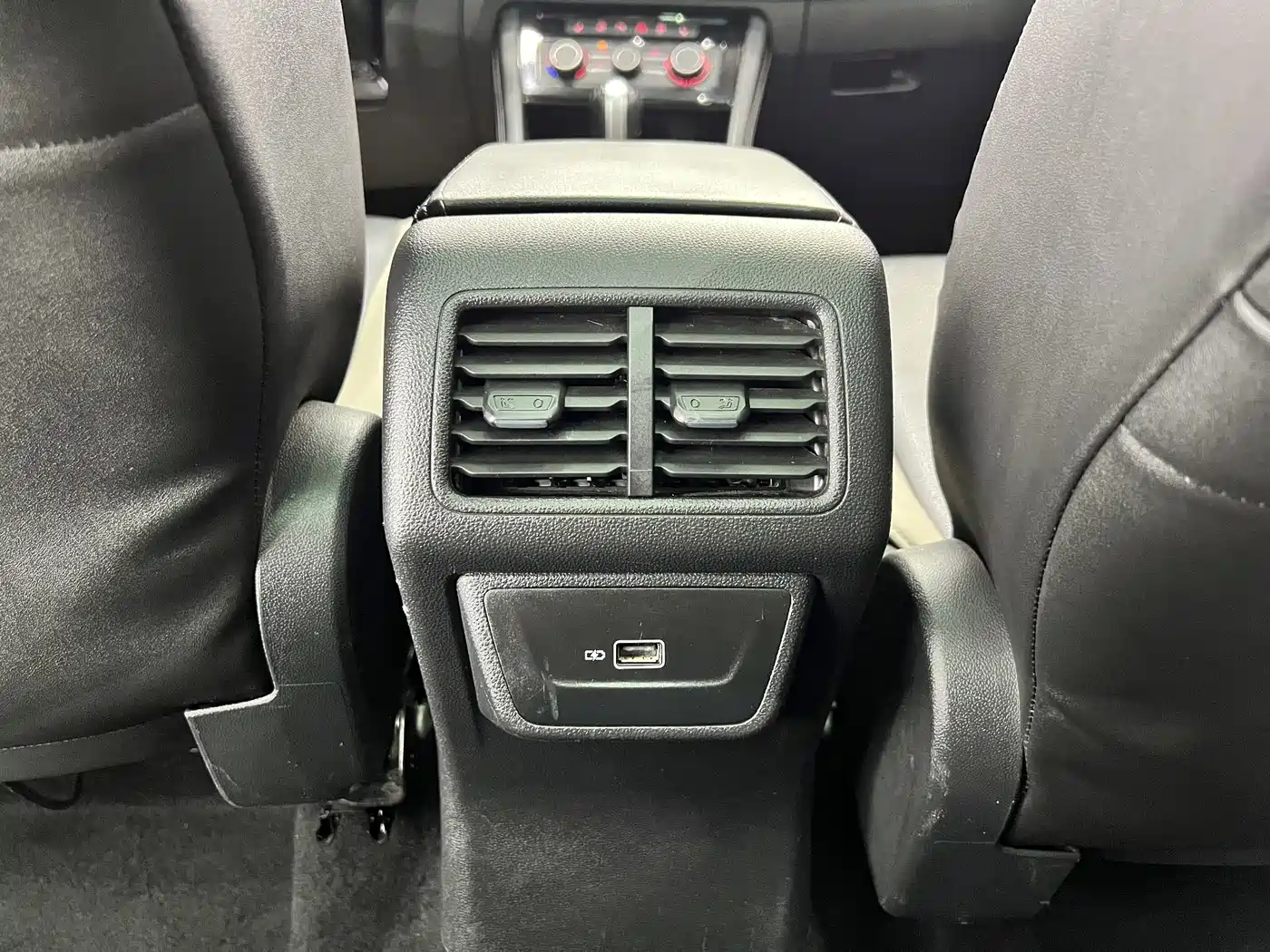 JETTA VS7