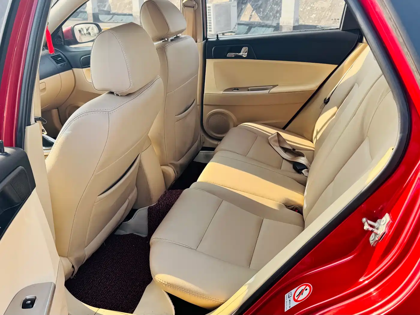 Zhonghua H330 2014 2013 1.5L Auto Comfort