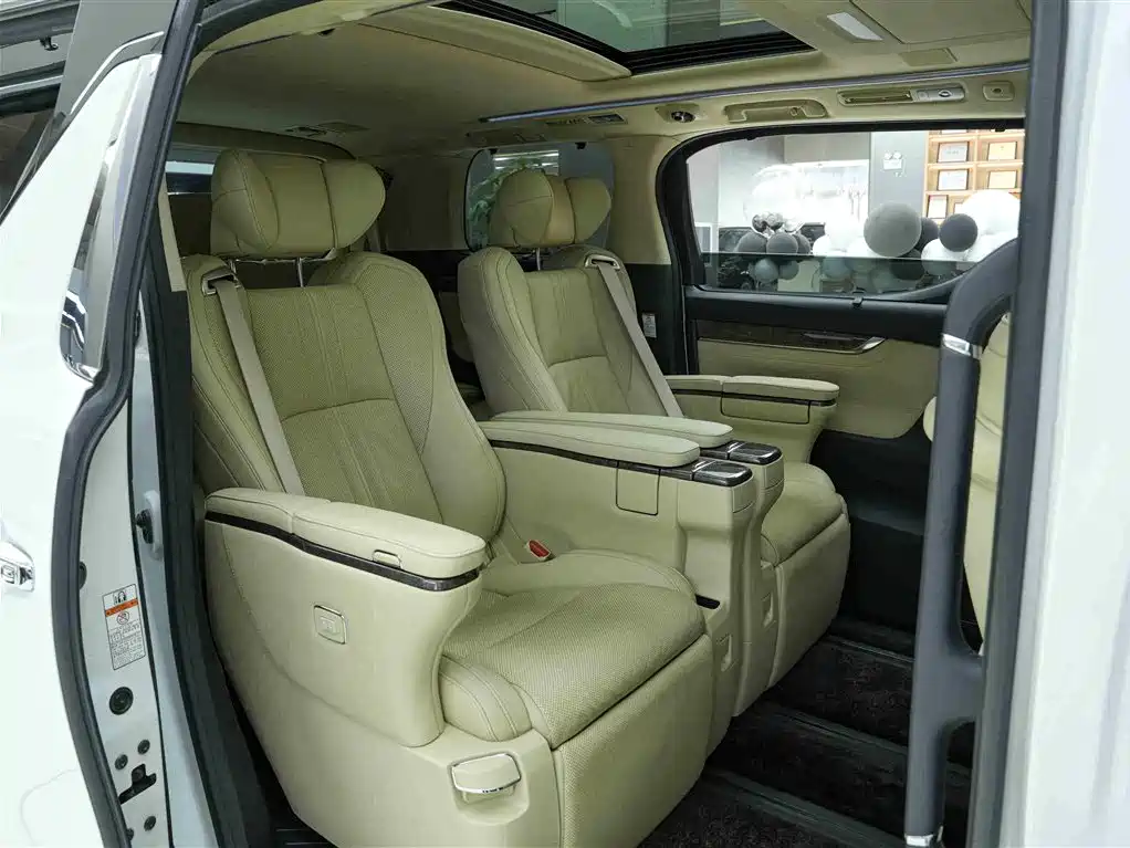 Toyota Alphard 2018 Facelift 3.5L Premium Edition фото 13