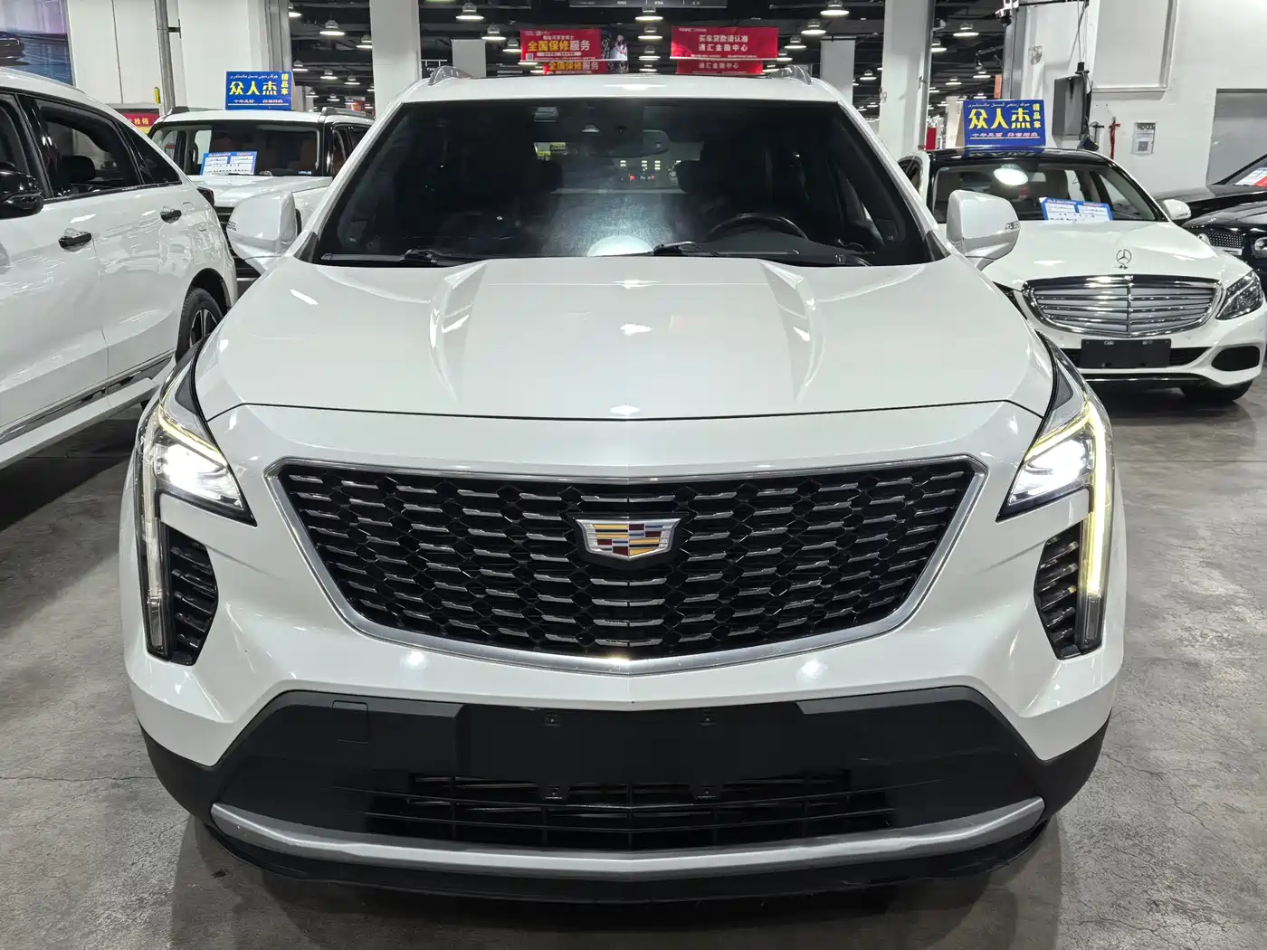 Cadillac XT4 2018 Model 28T 4WD Leading