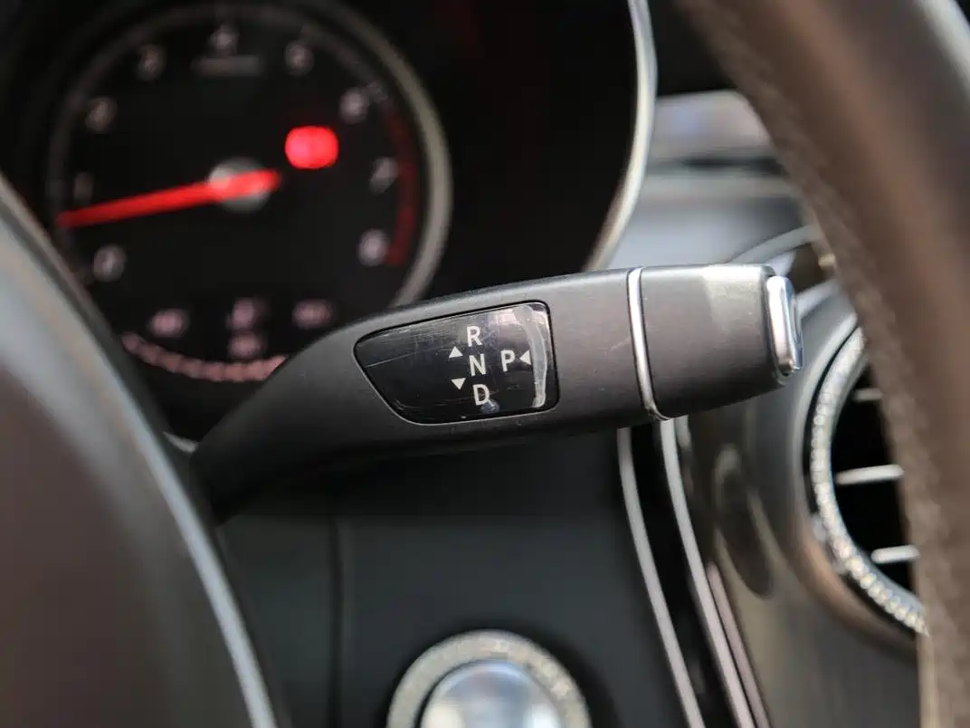 Mercedes-Benz GLC 2018 Facelift GLC 260 4MATIC Dynamic фото 9