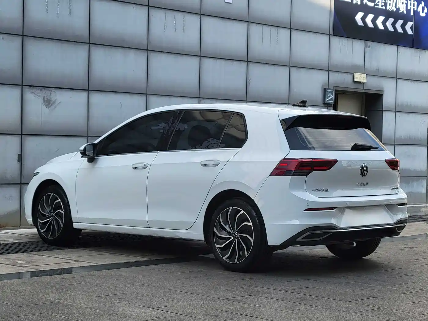 Volkswagen Golf 2023 280TSI DSG Pro фото 9